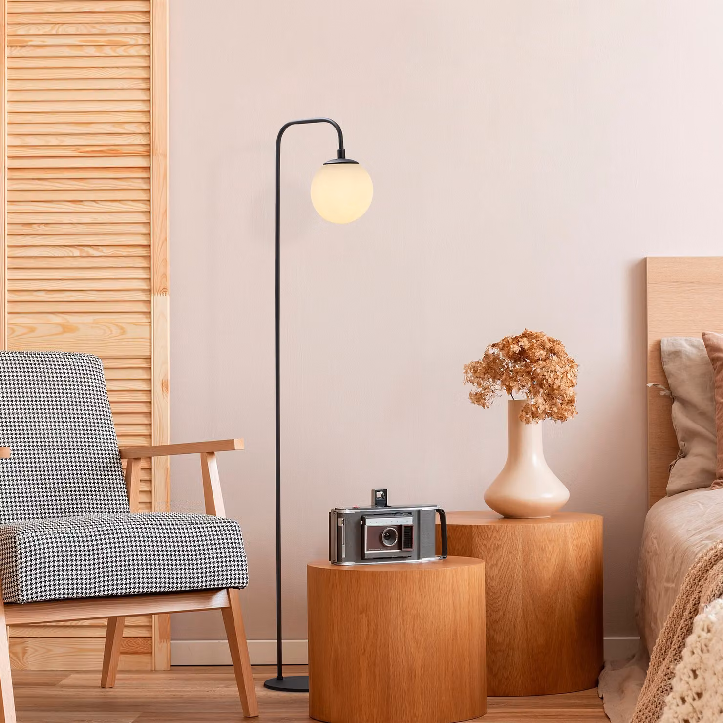 Opviq, lampada da terra moderna con struttura in metallo e paralume in vetro, 27 x 27 x 146 cm | Nero e crema | Attacco E14, max. 40 W | Design elegante per ogni ambiente