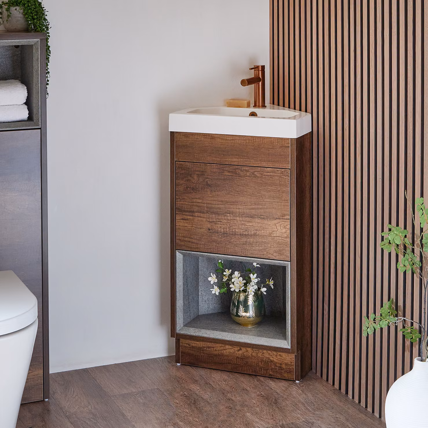 Mobile Bagno Angolare con Ripiano Aperto da 450mm in Rovere Scuro con Lavabo
