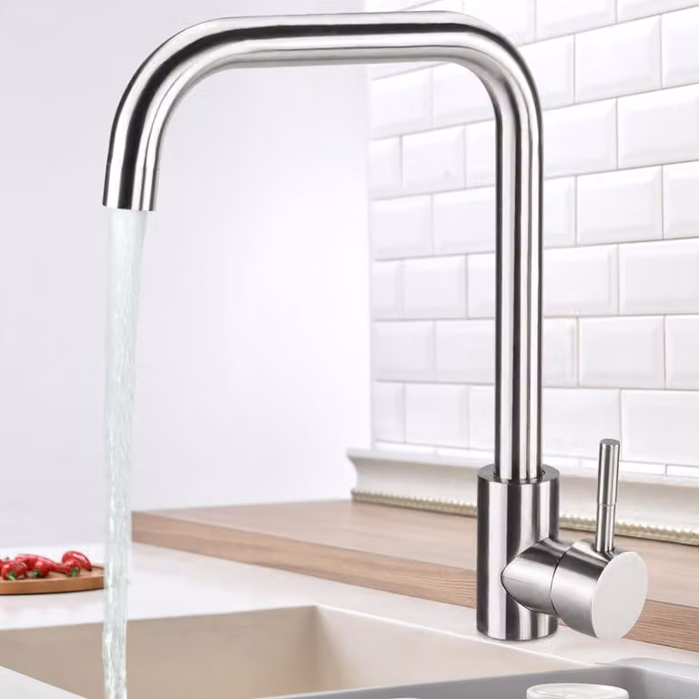 Miscelatore monocomando in acciaio inossidabile per cucina, girevole a 360°, per acqua calda e fredda