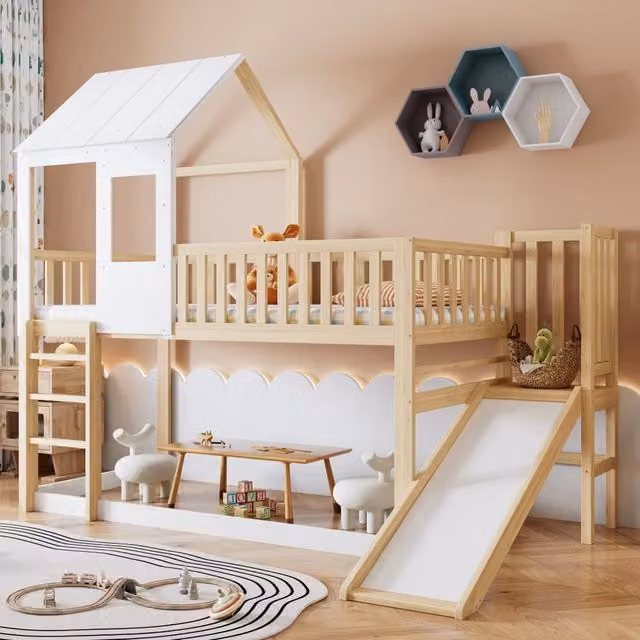 Letto a soppalco per bambini 90x200 cm con scivolo; casetta; scala a 3 gradini e protezione; pino e MDF; bianco e naturale