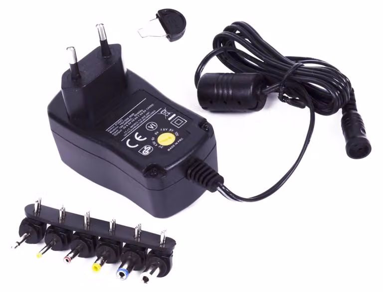 Adattatore universale da 230V (AC) a 3.0-12V (DC), 600 mA - WD1775468597
