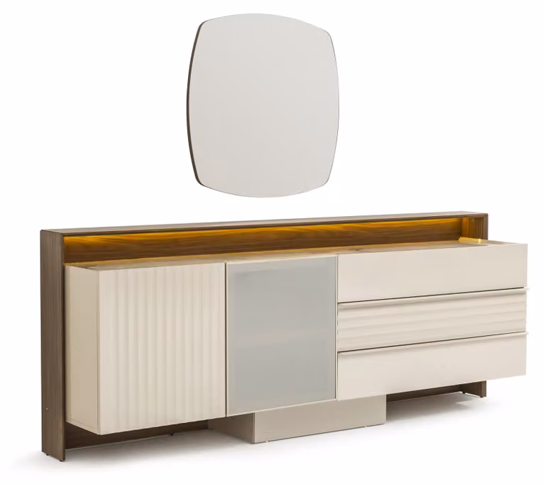 Credenza di design con specchio: tanto spazio per riporre gli oggetti nel vostro soggiorno