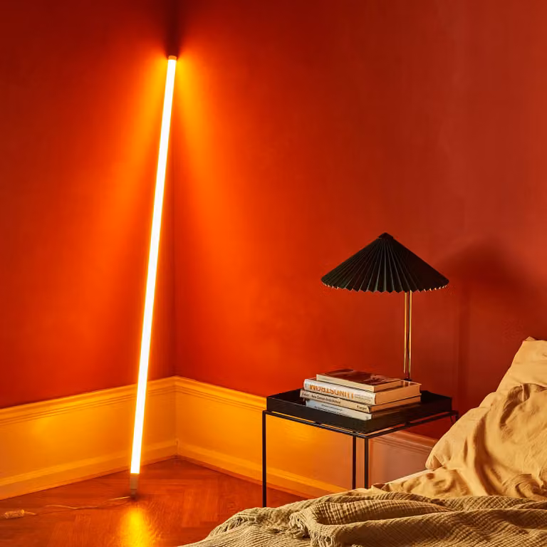 HAY Lampadina tubolare LED Neon Tube, rosso, PVC, lunghezza 1,5 m, connettore Tube, Rosso, Camera da letto, Plastica, Moderno