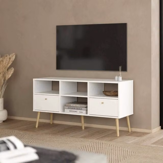Mobile porta TV Conte DMORA, Credenza da soggiorno moderna in legno bianco, L: 117,2 cm, P: 39,1 cm, H: 60,8 cm