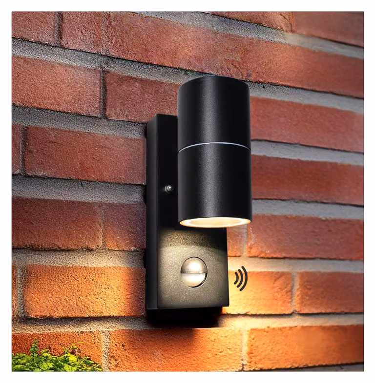 Lampada da esterno a LED con sensore di movimento, attacco GU10, colore nero opaco, grado di protezione IP44, confezione singola.