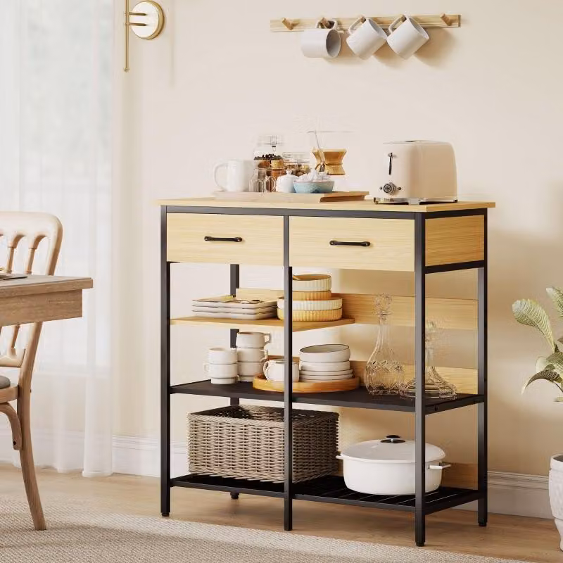 credenza da cucina okwish con due cassetti e tre ripiani liberi, scaffale portaspezie in piedi con struttura in acciaio in look dogato, legno naturale