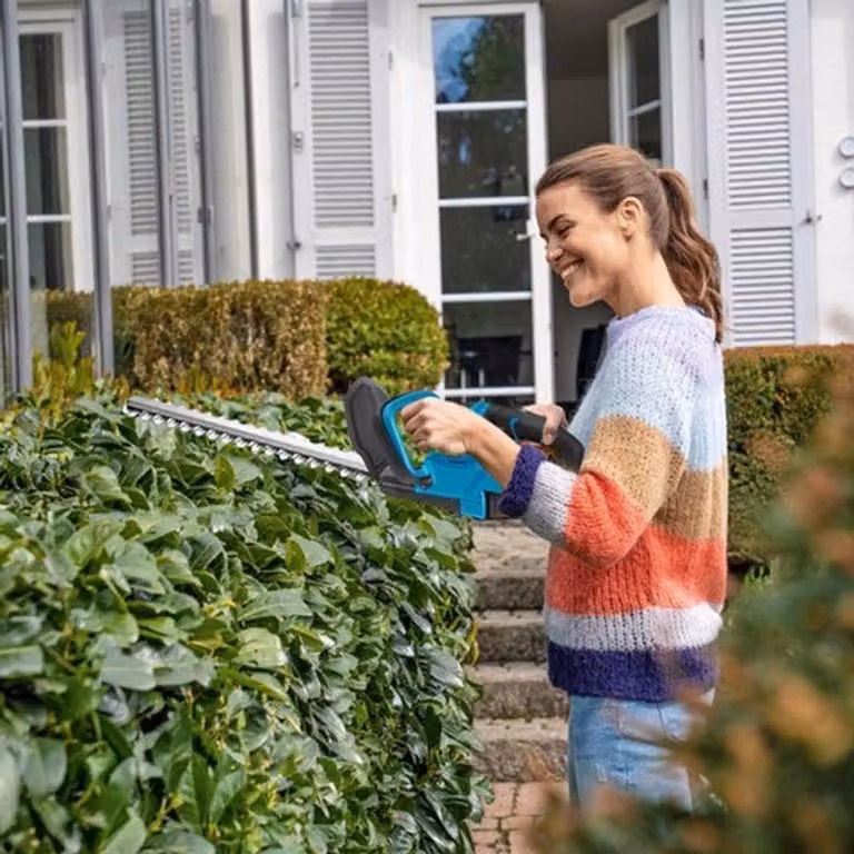 Potatore elettrico per siepi, 3500W, per potare rapidamente e efficacemente in giardino