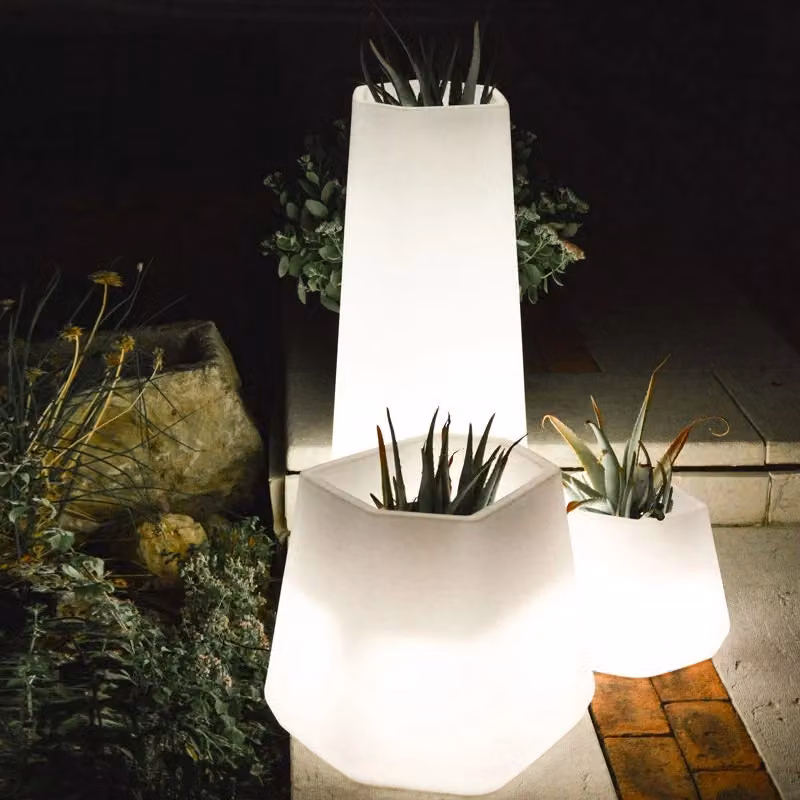 Vaso Luminoso da Giardino LED GIORDANOSHOP Bianco con Telecomando, L/P/H: 40 x 35 x 27 cm – 2
