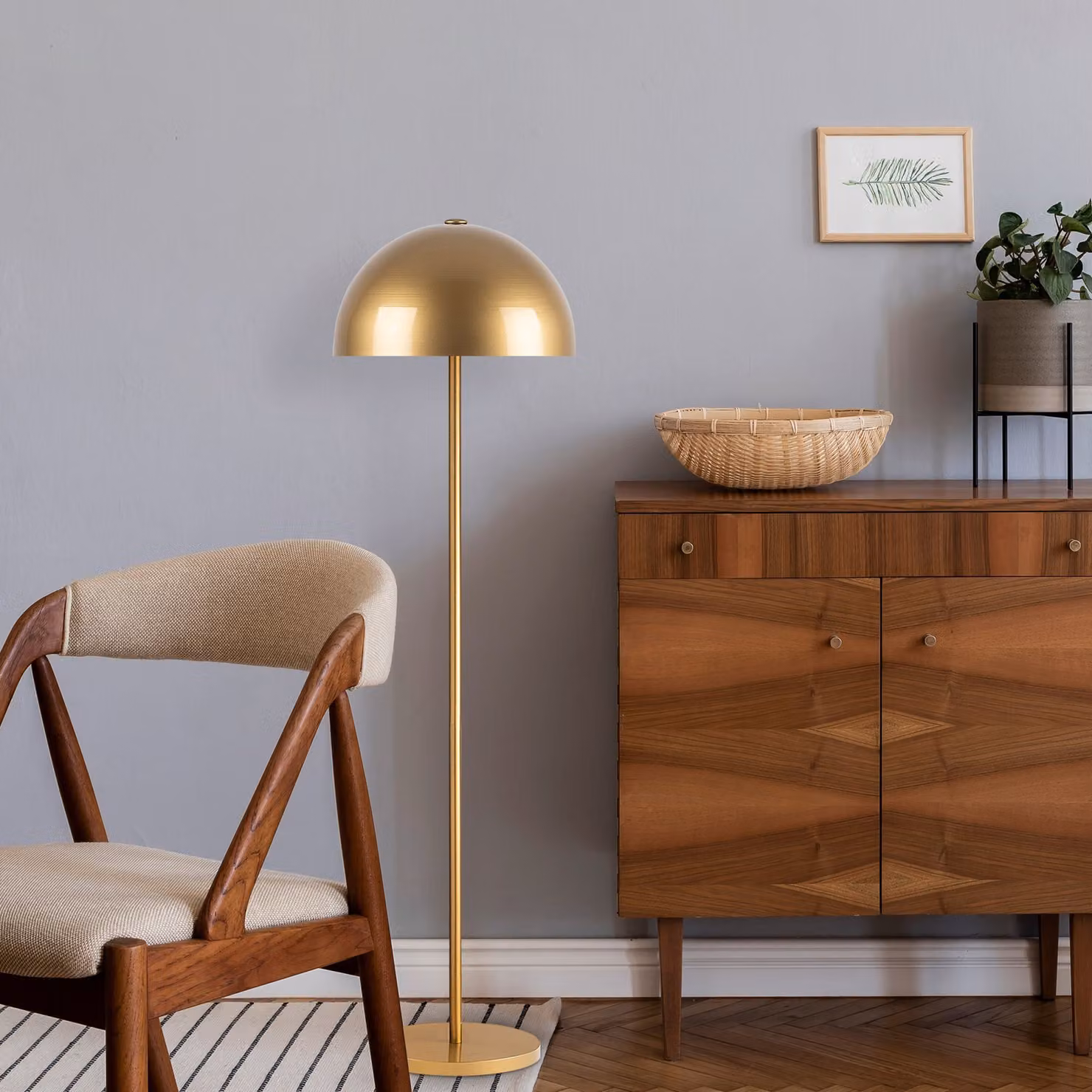 Opviq, lampada da terra in metallo di alta qualità, color oro, 40 x 40 x 154 cm | IP20, attacco E27, max. 40 W | Design elegante per abitazioni moderne, hotel e ambienti di classe.