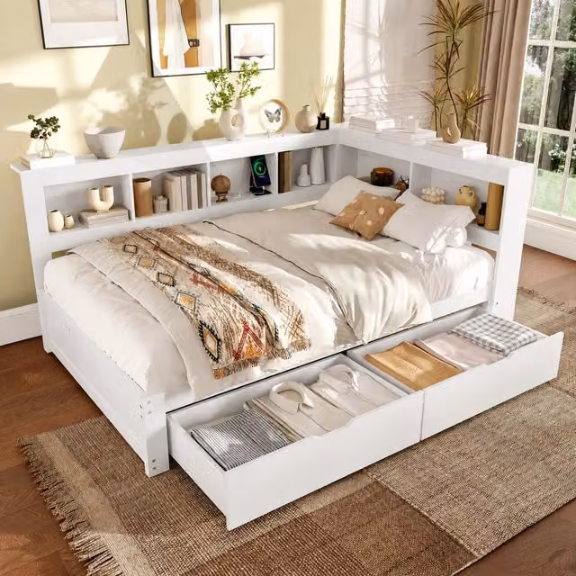 Divano letto moderno Vovees Living in legno di pino e MDF con due cassetti e porte USB, bianco, L/P/H: 219 x 140 x 90 cm
