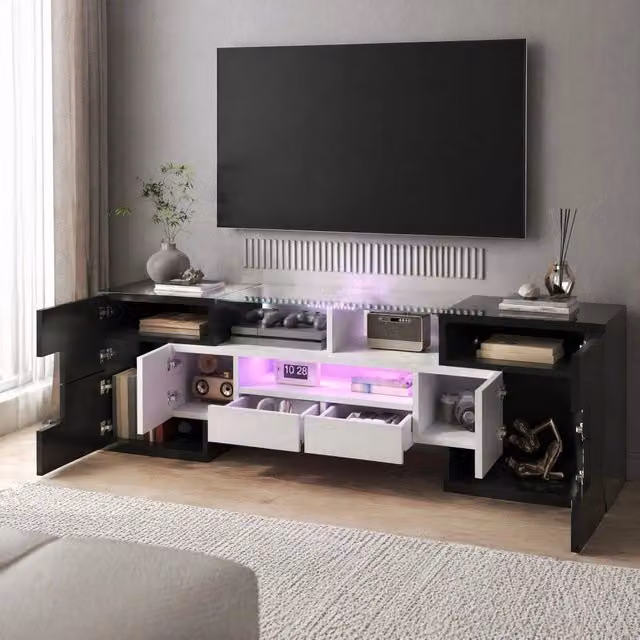 Mobile TV in truciolare 145x30x51 cm; bianco lucido e nero; con LED; 6 ante; 2 cassetti e 3 vani