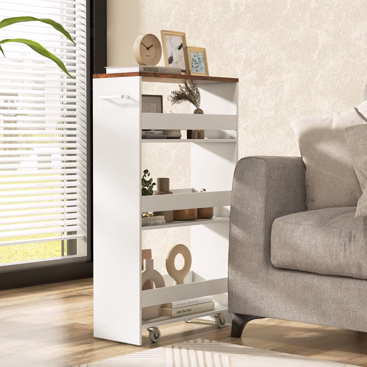 Costway Carrello sottile da 20cm con ruote e ripiani aperti, Carrello utilitario estraibile da cucina a 4 ripiani Bianco e marrone