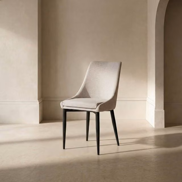 Sedia moderna Banak in tessuto beige con struttura in metallo nero per soggiorno e sala da pranzo – 1