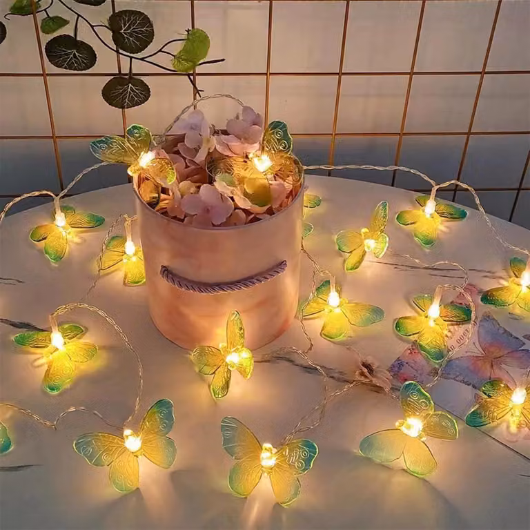 Catena luminosa a forma di farfalla, 20 LED, 3 metri, luce bianco caldo, alimentata a batteria