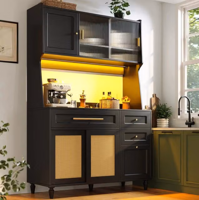 Buffet alto nero in MDF e PB con luci LED, 3 cassetti e ripiani regolabili, 120x45x195,5 cm