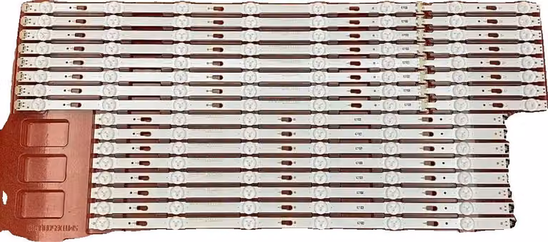 Striscia LED, lunghezza 1350 mm, 14 LED, alimentazione 3V, compatibile con diversi modelli, facile installazione