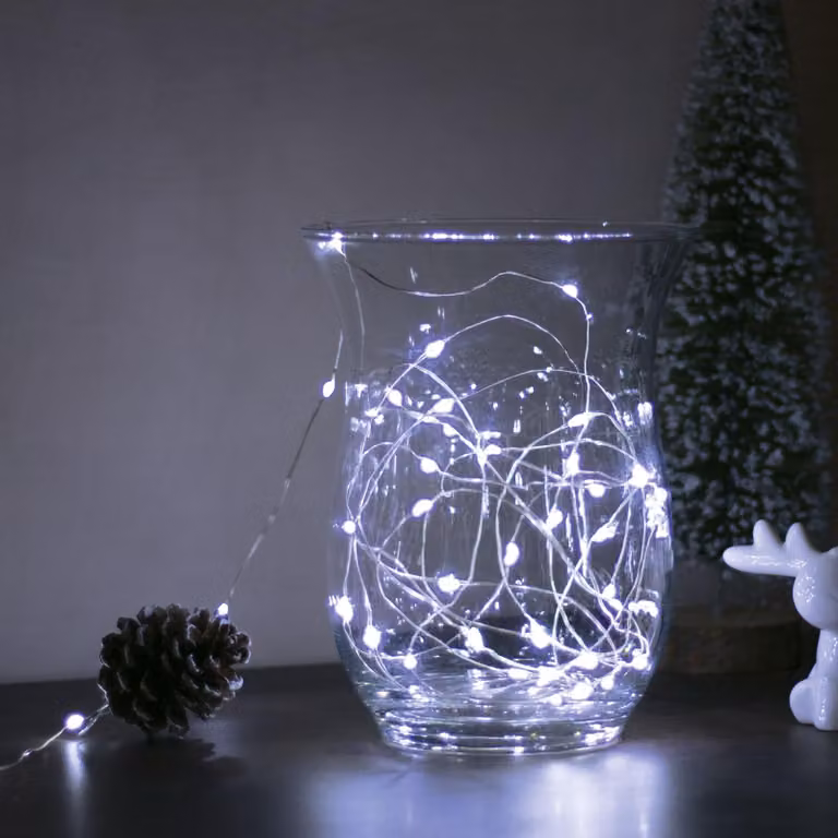 Ghirlanda luminosa natalizia a LED - 5 m - 50 LED - bianco caldo - 3 batterie AA