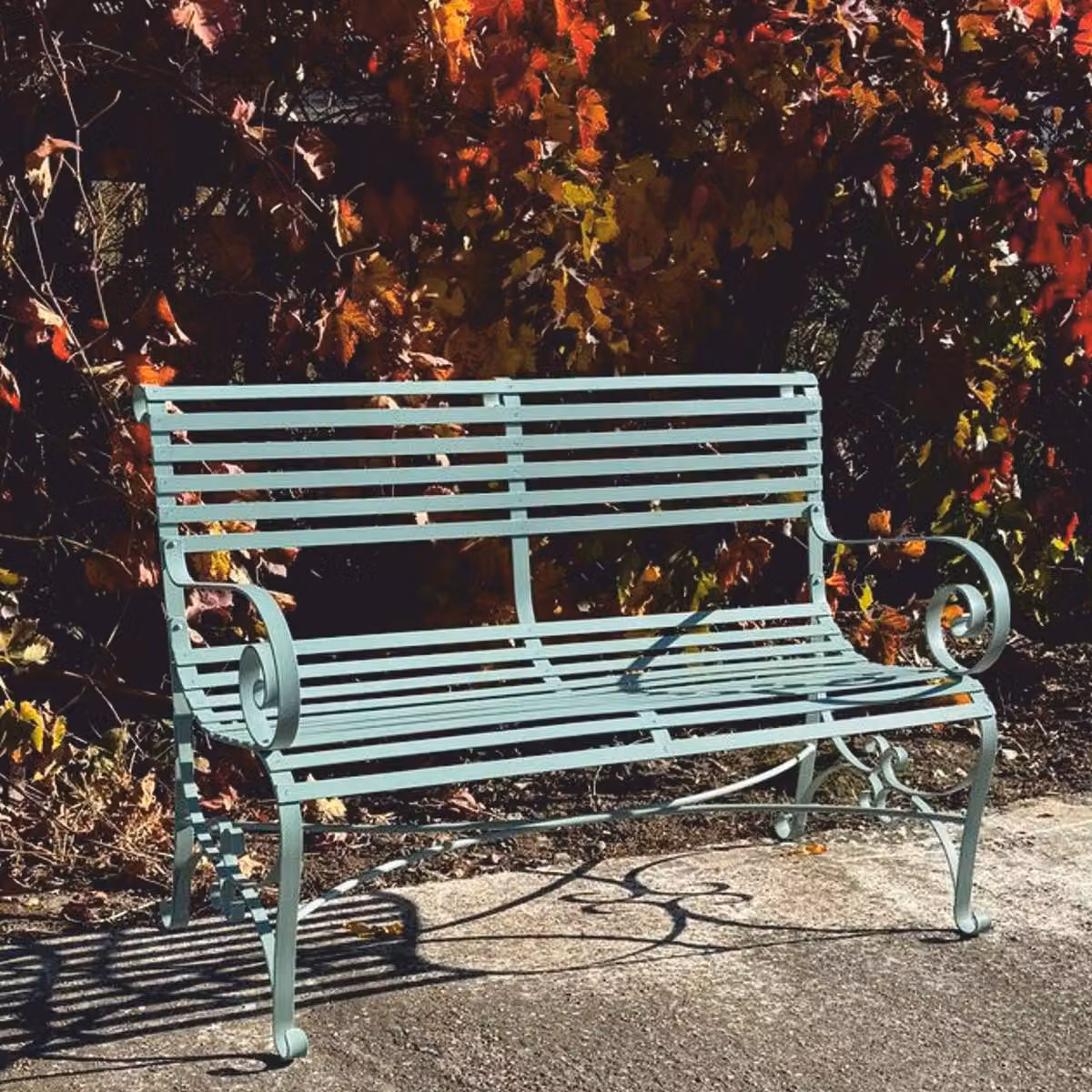Casa Padrino Panchina da giardino in ferro battuto in stile Art Nouveau Verde menta 120 cm - Mobili da giardino