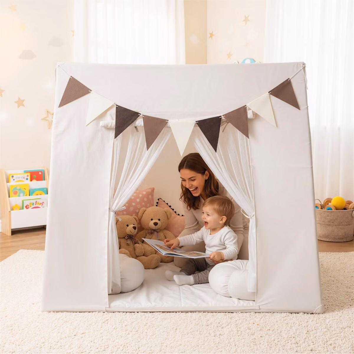 Tenda da gioco Costway con angolo lettura e funzione tenda per dormire, beige e bianca, con tappetino imbottito lavabile, L/P/H: 120 x 120 x 105 cm