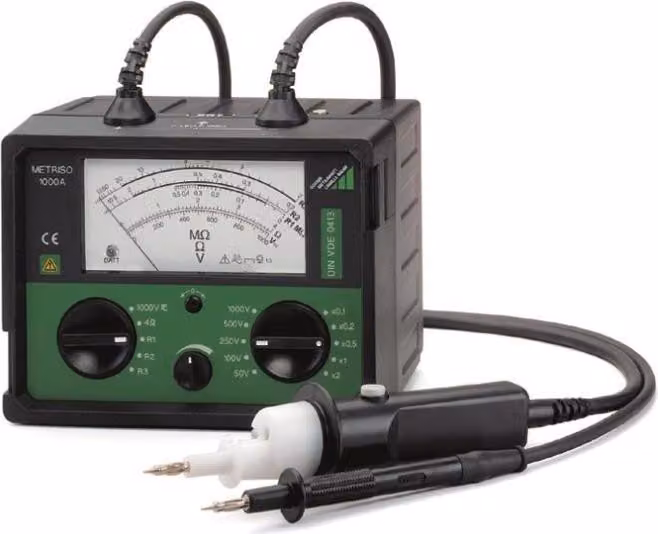 GOSSEN-METRAWATT M 540 C Tester di isolamento METRISO 50/120/250/500/1000 V CAT II 1000 V Taratura