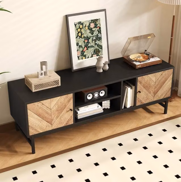 Mobile TV 150x38x50.5 cm; ampio spazio con vani e armadi; pannello truciolare e ferro; nero e colore naturale
