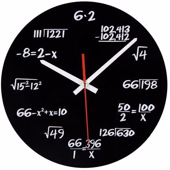 Moderno orologio da parete con forma rotonda e design contemporaneo, ideale per aule scolastiche, uffici e soggiorni.