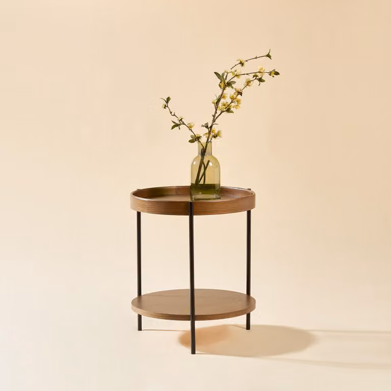 Tavolino da soggiorno MODFU con design a due livelli, tavolino ausiliario con 2 ripiani, tavolino rotondo in legno massello di noce con gambe in metallo, 44x44x48 cm