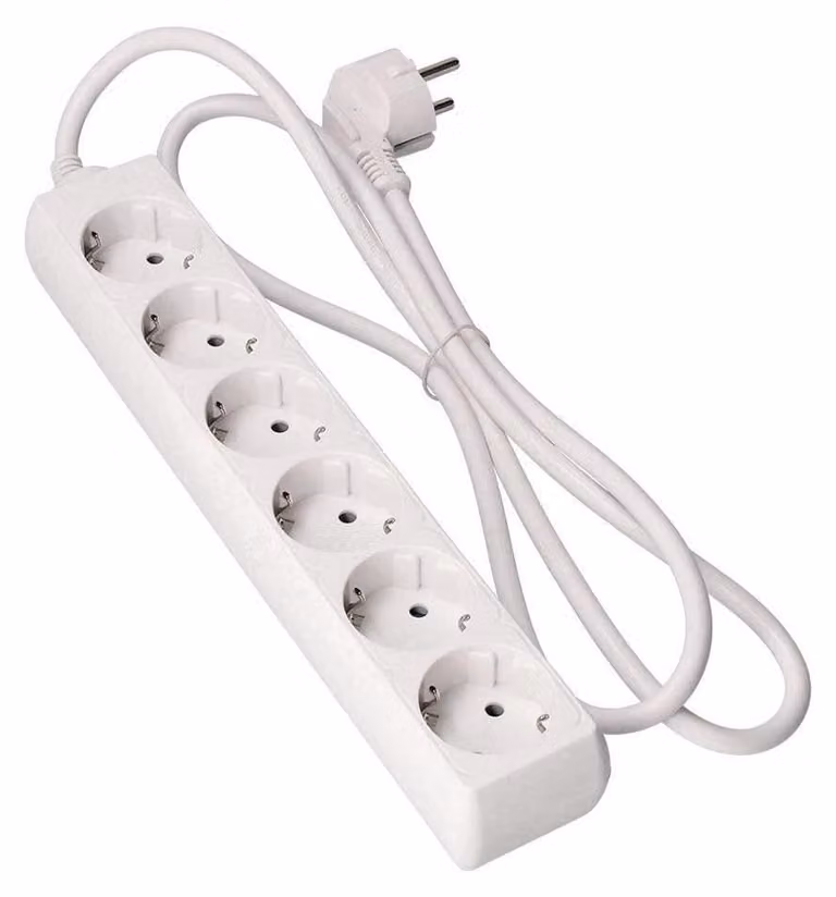 Ciabatta multipresa con 6 prese di tipo T/TL, 10/16 A, tipo F, lunghezza 3 metri, cavo 3 x 1,5 mm², per uso domestico