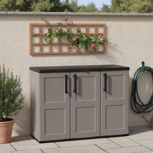 Armadio da esterno Aranka DMORA per giardino e balcone, 2 ripiani, Grigio, L: 102 cm, P: 37 cm, H: 84 cm