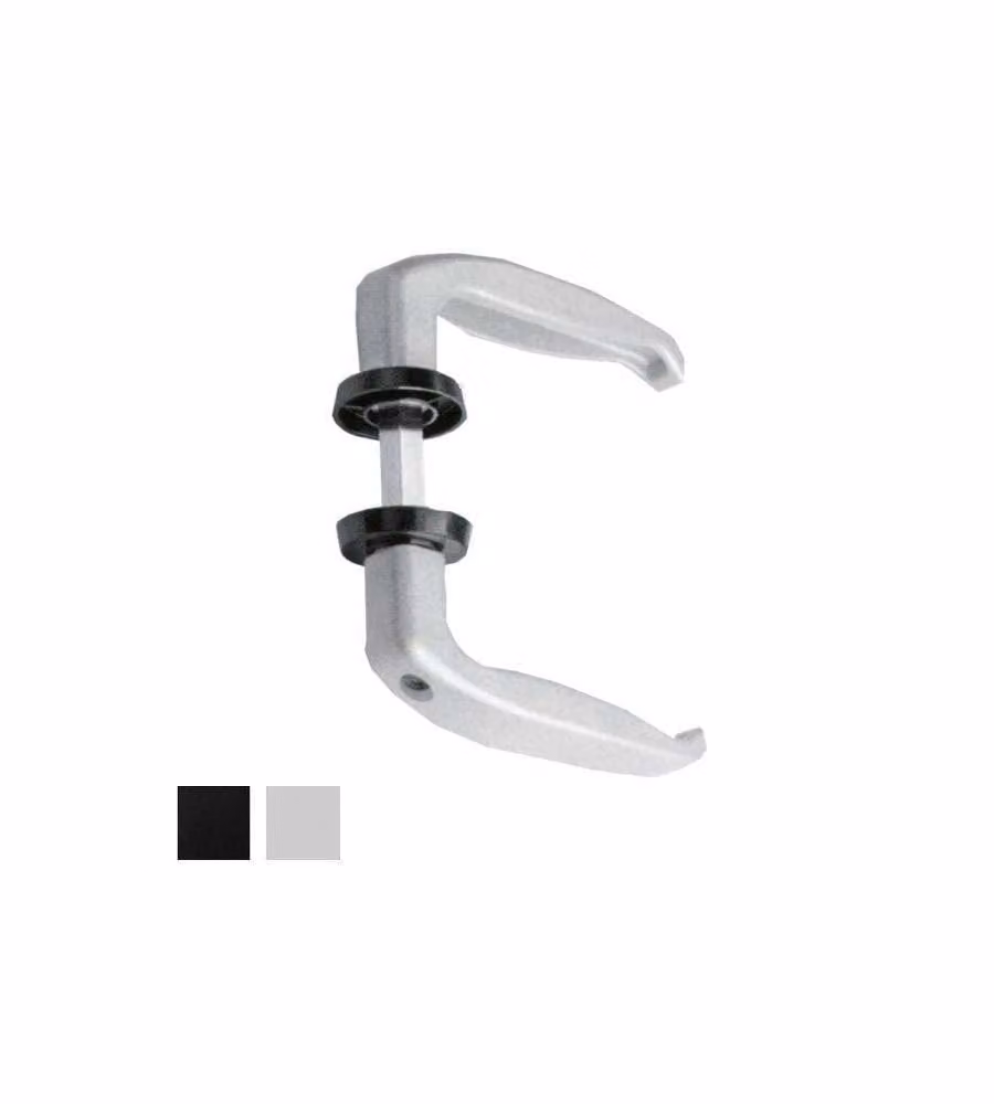 Maniglia Cancelli Vite Nera 60X70           210 Fc