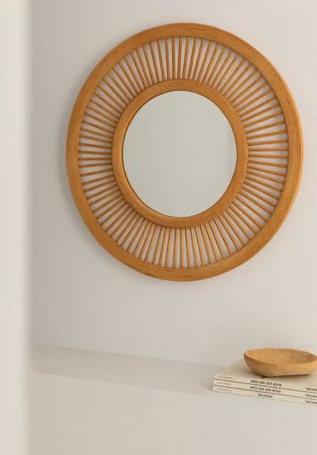 Specchio rotondo Kenay Home in legno naturale beige e marrone, Diametro: 70 cm