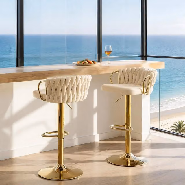 Set di 2 sgabelli da bar in velluto crema con struttura in metallo, altezza regolabile 77-98 cm, design ergonomico