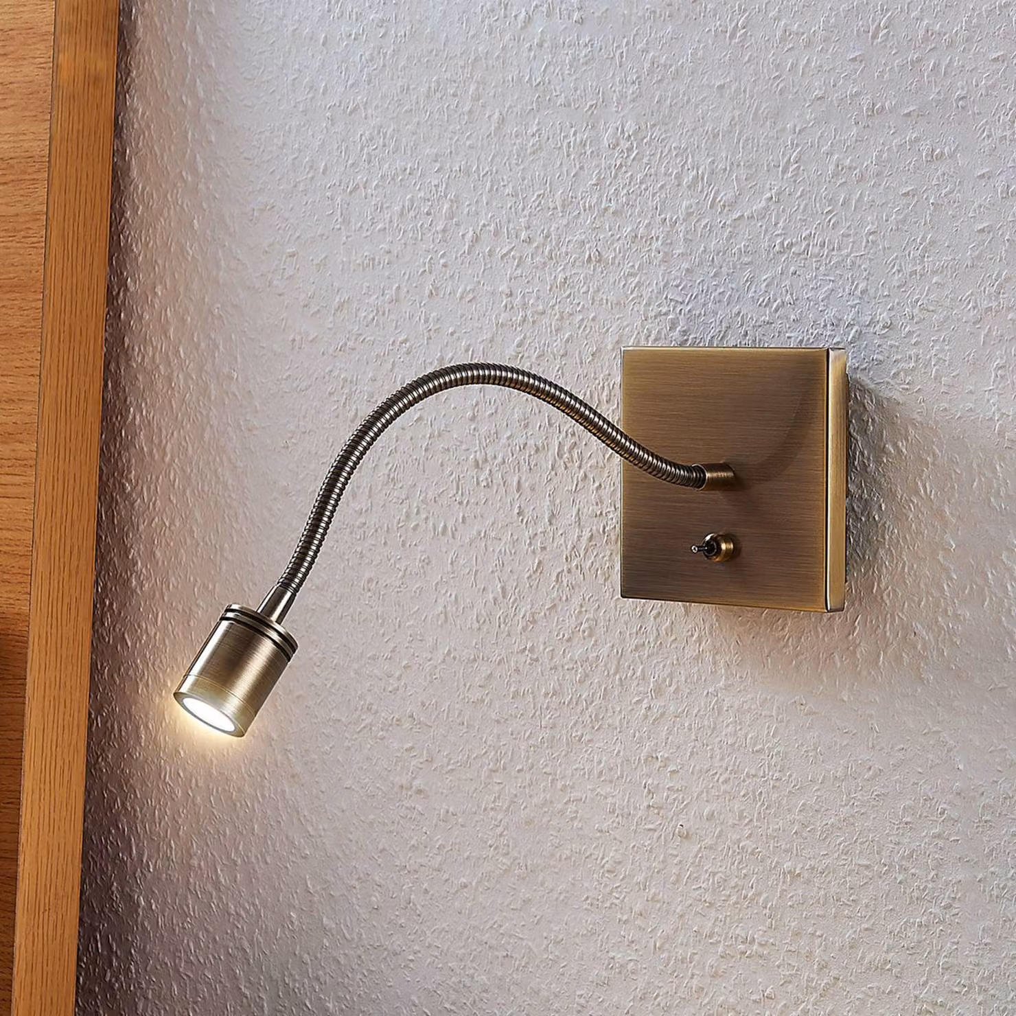 Applique da parete a LED Mayar Lindby, Bronzo / Ottone antico, Camera da letto, Metallo, Moderno, Applique a LED