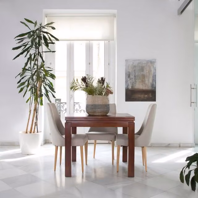 Tavolo da pranzo estensibile Banak quadrato in legno marrone con finitura opaca
