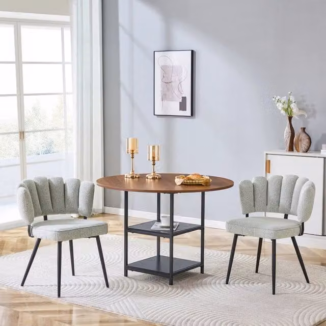 Set tavolo e sedie con tavolo rotondo e 2 sedie con schienale a fiore, in MDF, metallo e tessuto noce beige