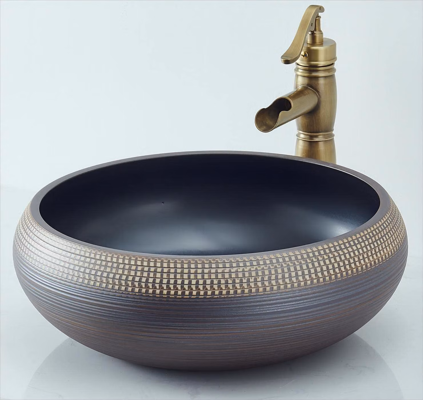 Lavabo in Vetroceramica, forma rotonda, realizzato a mano