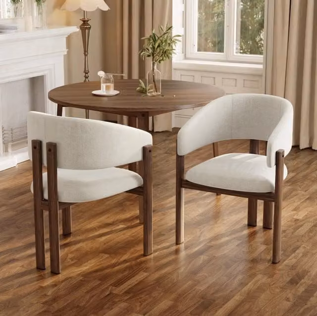 Set 2 sedie da pranzo ULEVR con braccioli, struttura in metallo effetto noce e rivestimento beige in lino