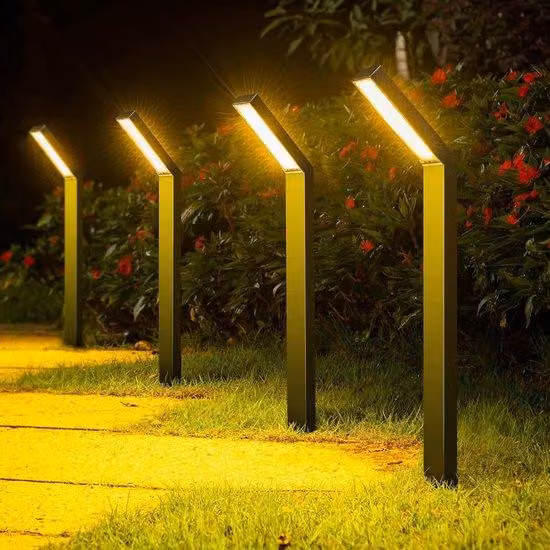 Illuminazione da giardino a energia solare - 4 pezzi impermeabili con luci LED bianco caldo per ingresso, terrazza, giardino, cortile, prato