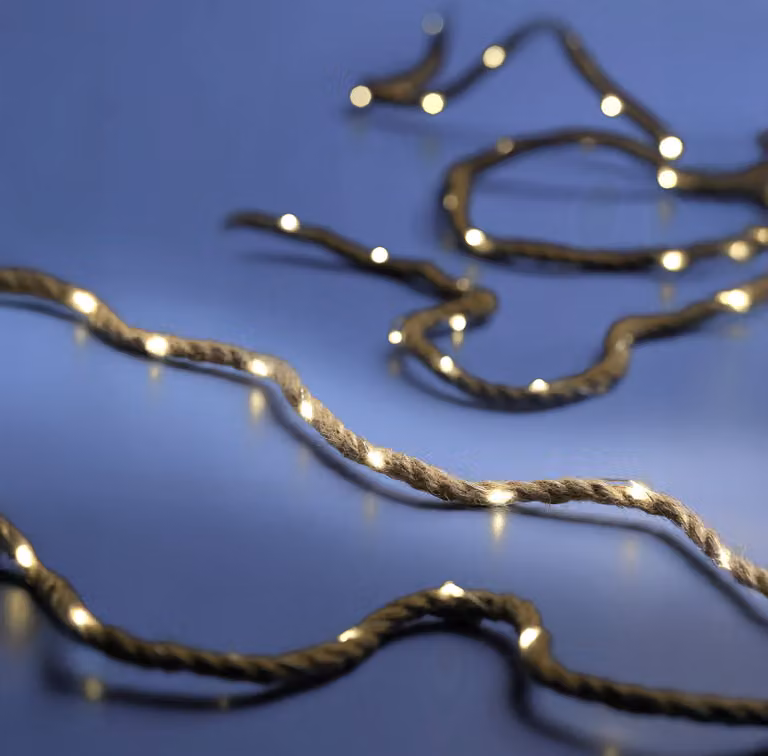 Tau 400 cm con illuminazione a LED - bianco caldo / 60 LED - a batteria (4m / 60 LED)