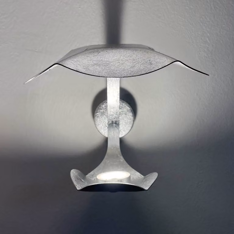 Knikerboker Applique da parete a LED LE Gigine, dimmerabile, Alluminio / Grigio / Zincato, Soggiorno / Sala da pranzo, Metallo, Moderno, Applique a LED
