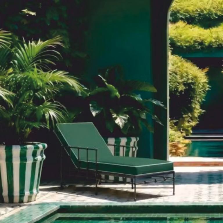 Casa Padrino: lettino da giardino con braccioli, nero/verde, 198 cm - Arredamento per hotel e giardini