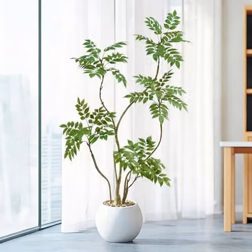 Albero di mahonia artificiale, 1,5 m, realistico albero finto per interni con fioriera bianca e pietre decorative, foglie realistiche al tatto, rami pieghevoli, pianta alta finta da pavimento per