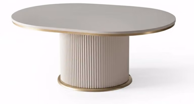 Elegante tavolino dal design moderno e con un pratico ripiano