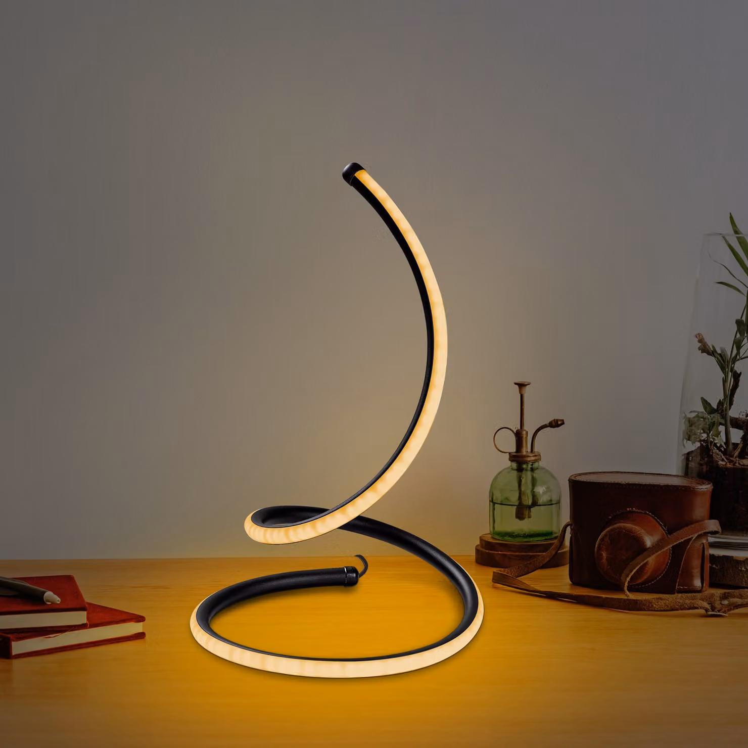 Opviq, Yay - 13286, Lampada da tavolo, CORPO IN METALLO, nero, 40 x 25 x 25 cm