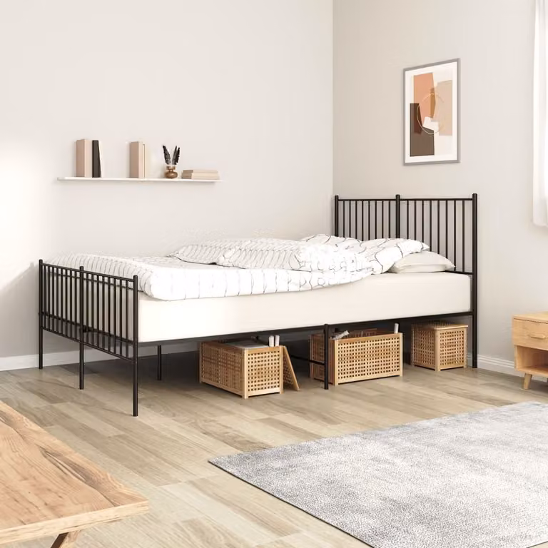 The Living Store Struttura letto con testiera e pediera in metallo nero 140x190 cm