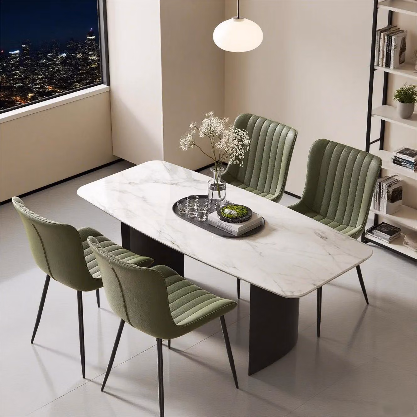 Set di 4 sedie da pranzo in ecopelle nera, dal design moderno, ideali per la cucina