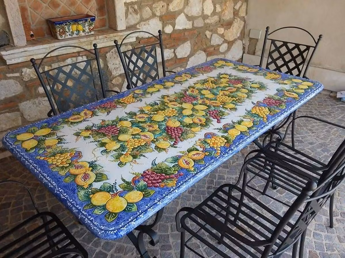 Casa Padrino Set di mobili da giardino in ferro battuto e pietra lavica - Italy