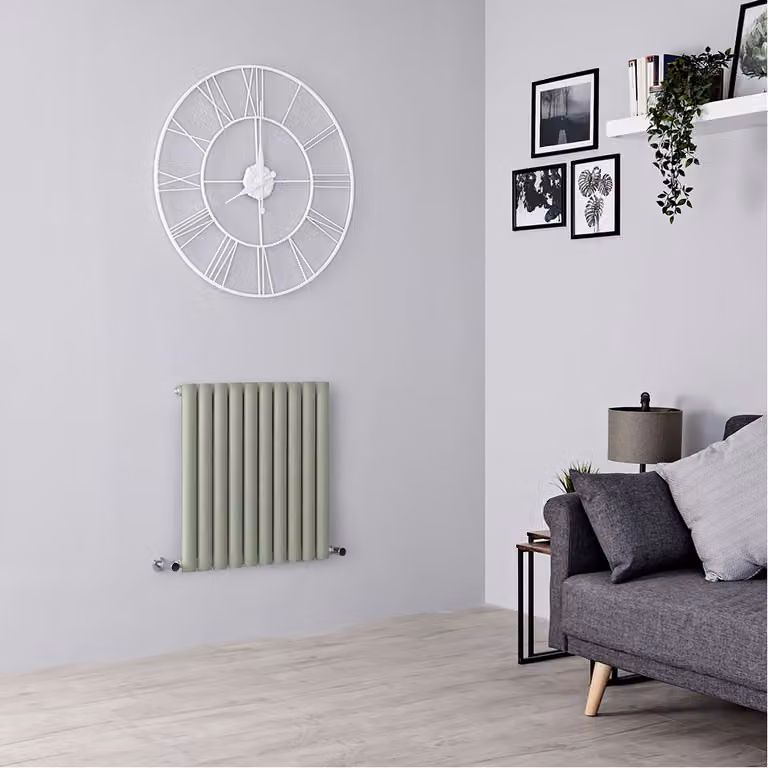 Radiatore di Design Orizzontale  Verde (Sage Leaf Green) -  635mm x 590mm  - Pannello Singolo  - Revive