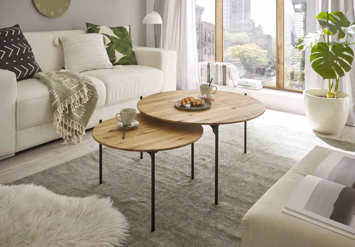 Tavolino da salotto >ASSUAN< color rovere, legno massello/metallo - 38x74 cm (AxP)