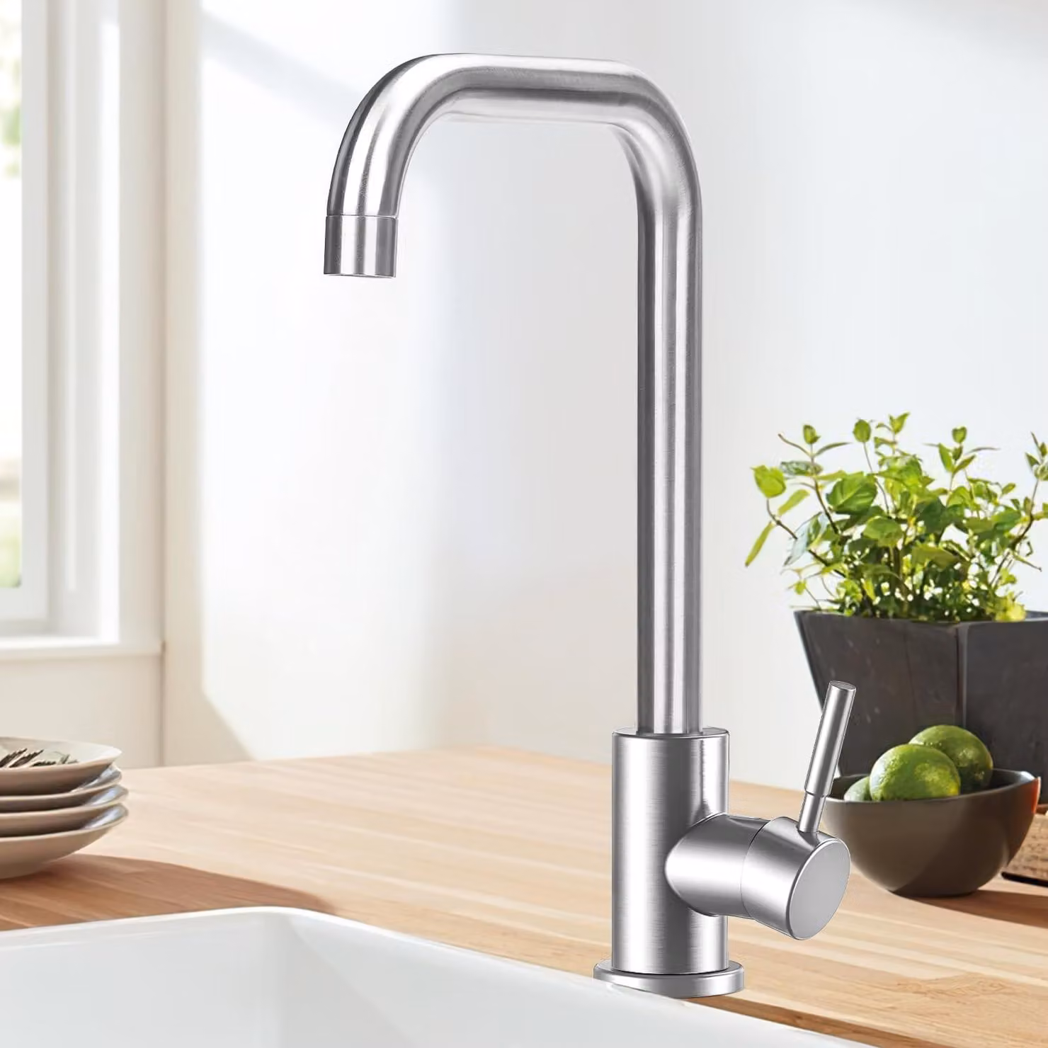 Rubinetto da cucina ad alta pressione con bocchetta girevole a 360°